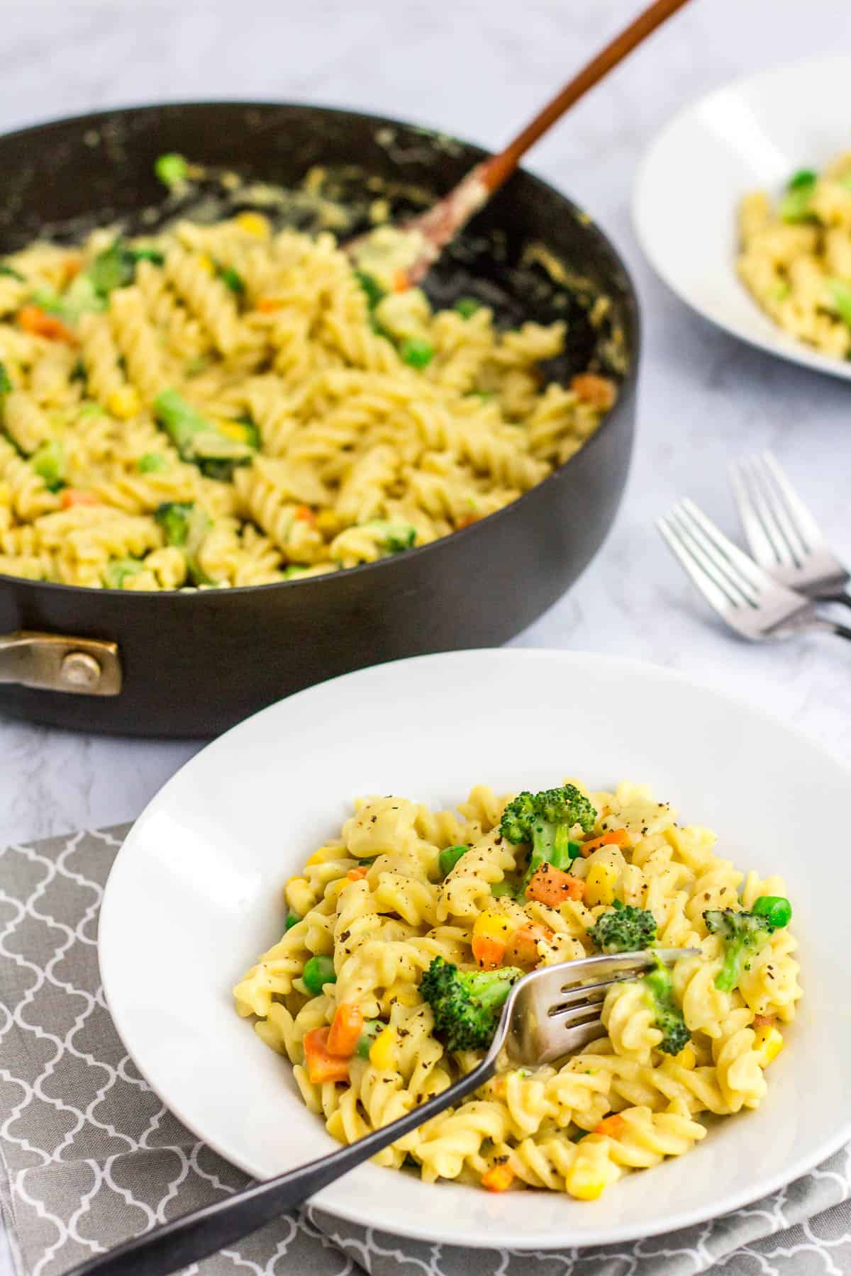 DairyFree White Sauce Veggie Pasta My Eclectic Bites