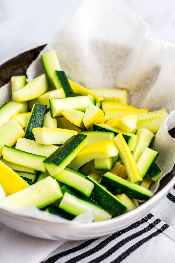 how to prepare zucchini and yellow squash for stir frying