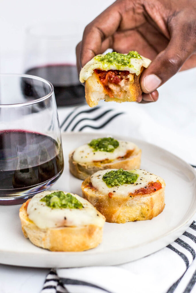 crostini with roasted tomato, mozzarella and pesto