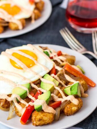 close up shot of tater tot breakfast hash