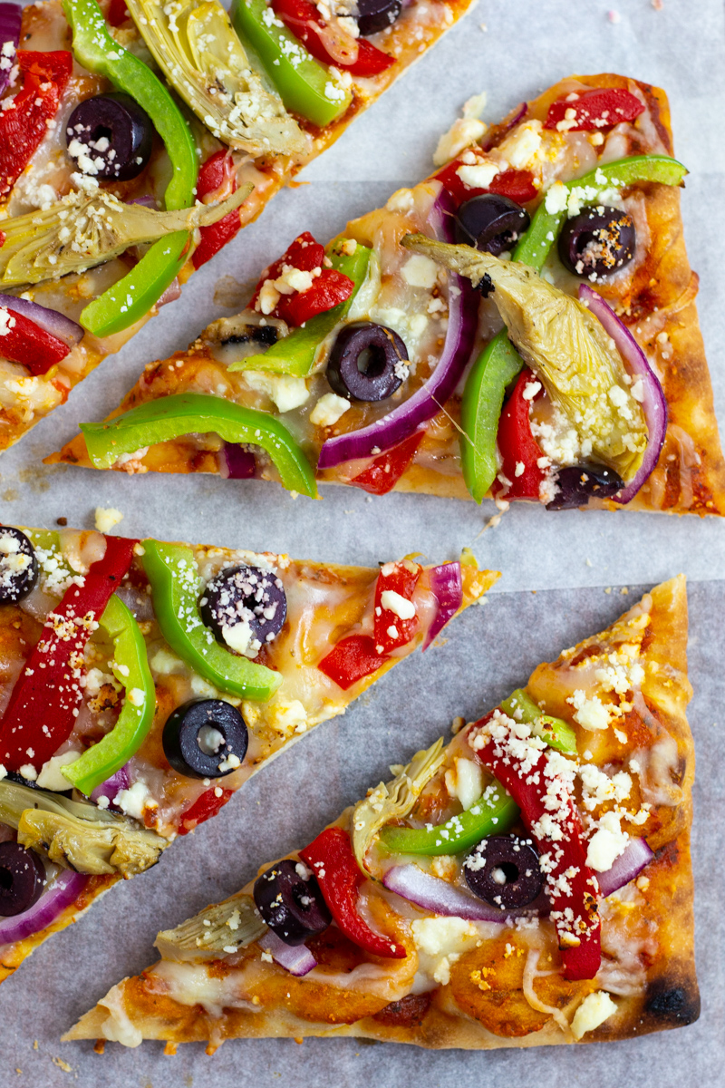 close up photo of Mediterranean pizza.