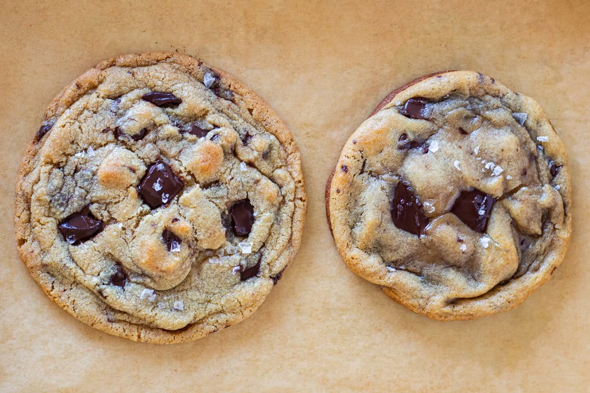 Side-by-side comparison of chocolate chip cookies made with dough chilled for different lengths of time